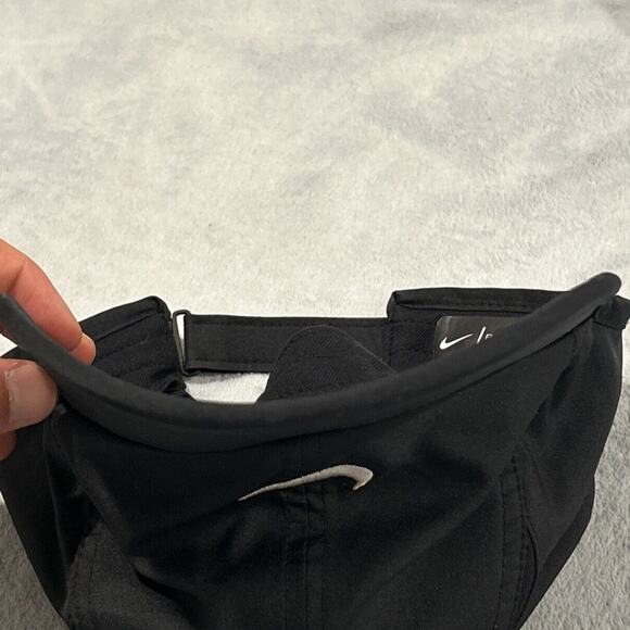 Nike Panel Featherlight Hat Cap Strap Back Swoosh Sports Tailwind Lightweight - Picture 8 of 9